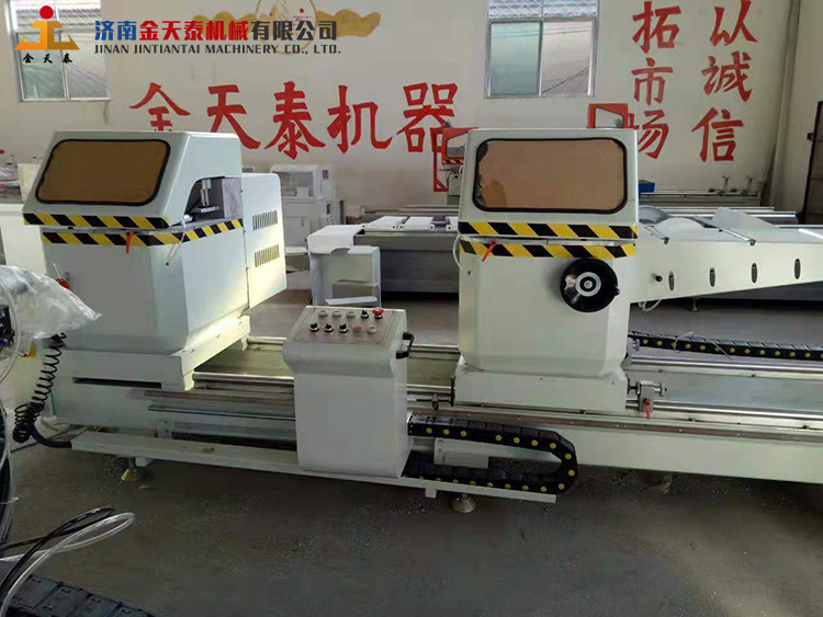 9、任意角数控精密切割锯