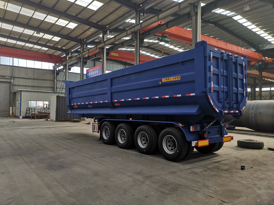 Dump semi-trailer