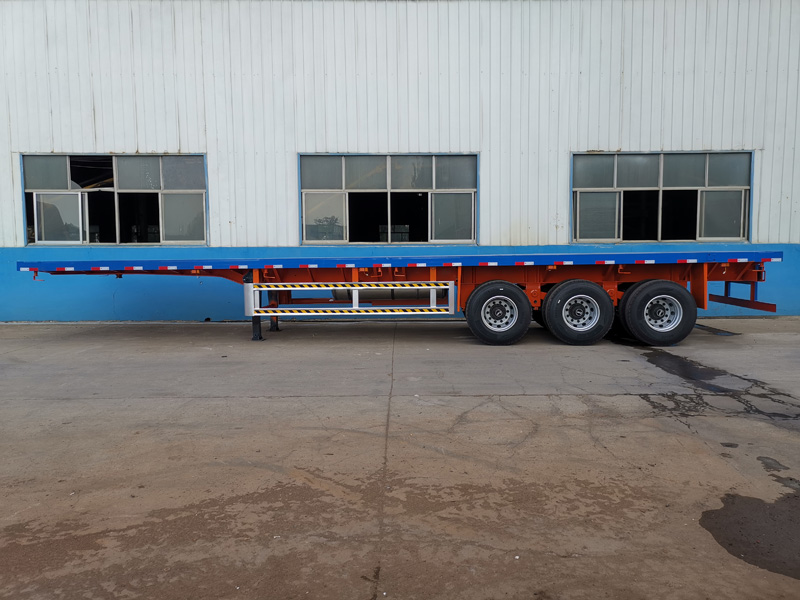 Container flatbed semi-trailer