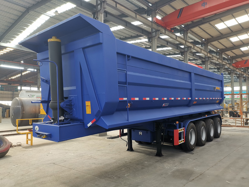 Dump semi-trailer