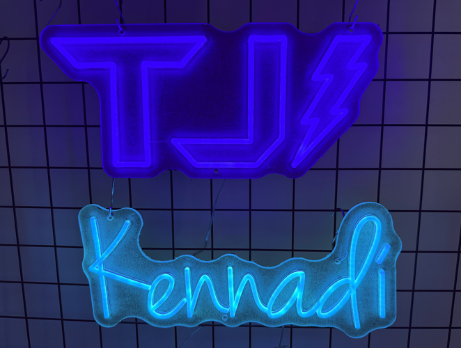 Customized LED Split Neon Lights