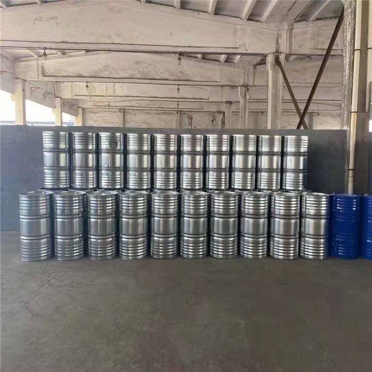 苯酚