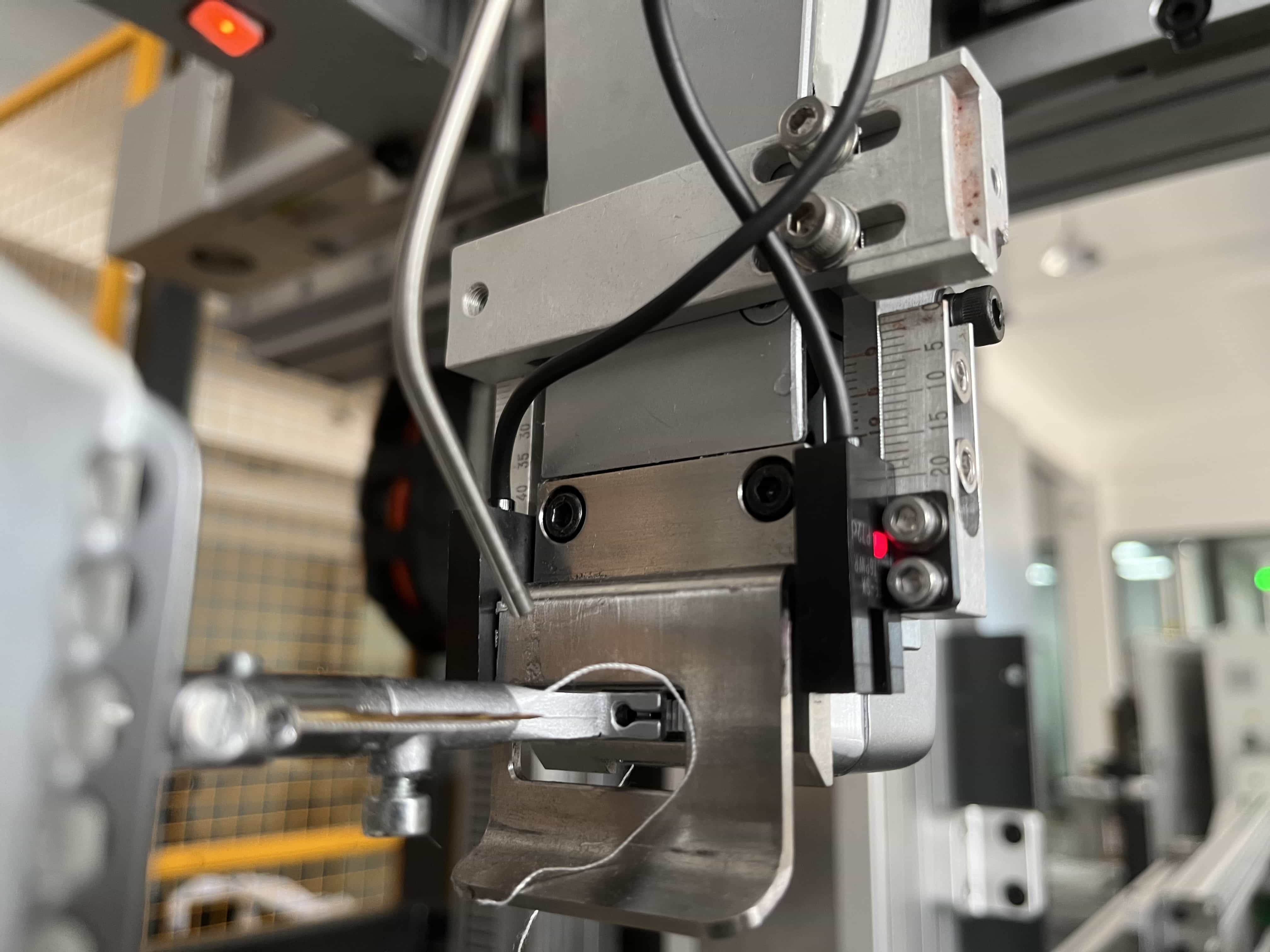 枕芯全自动缝口设备