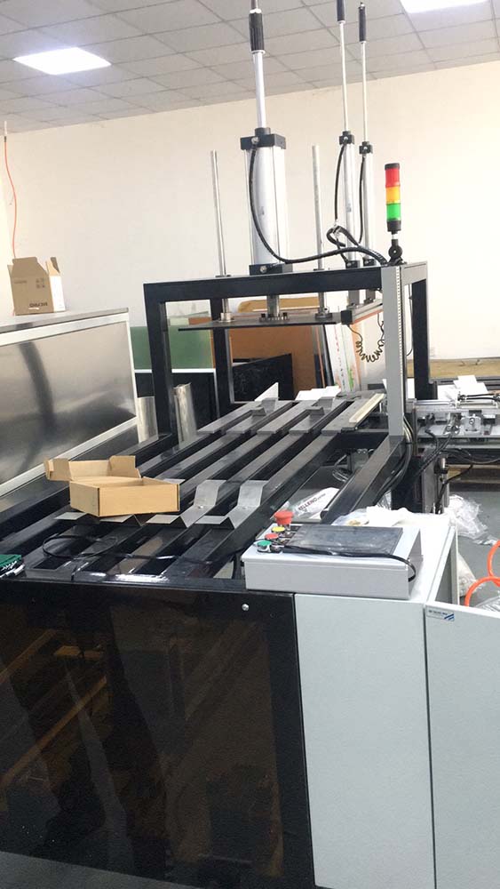 Automatic Sealing Equipment for Rolled Pillow Inserts