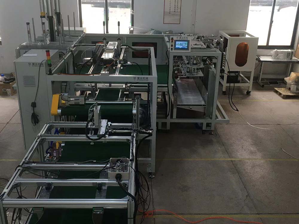 Pillow core automatic compression sealing machine