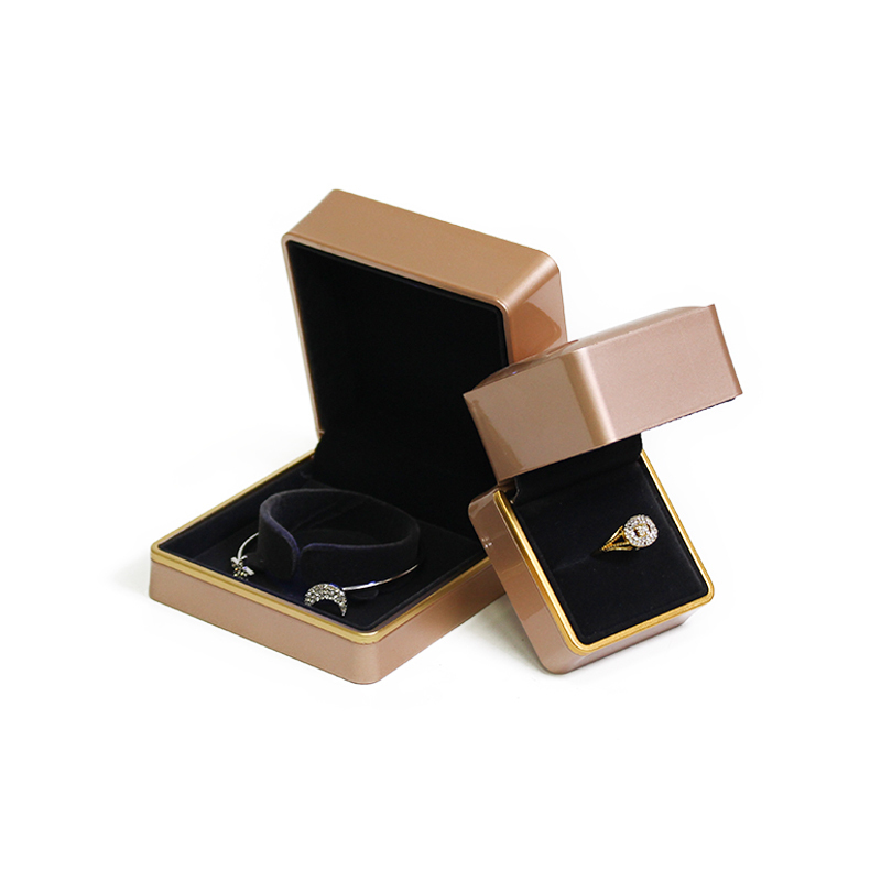 LED Jewelry Box Eco-Friendly Paperboard Closure Waterproof Design Hot Stamping Logo Rigid Box