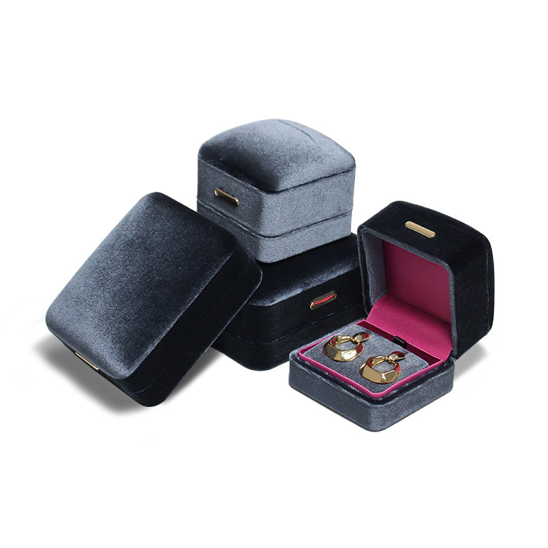 Premium Velvet Jewelry Box Advanced Customization Packaging Luxury Black Pendant Box Ring Box