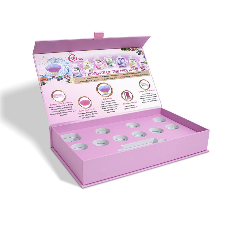 Clamshell Magnetic Cosmetic Box with EVA Insert