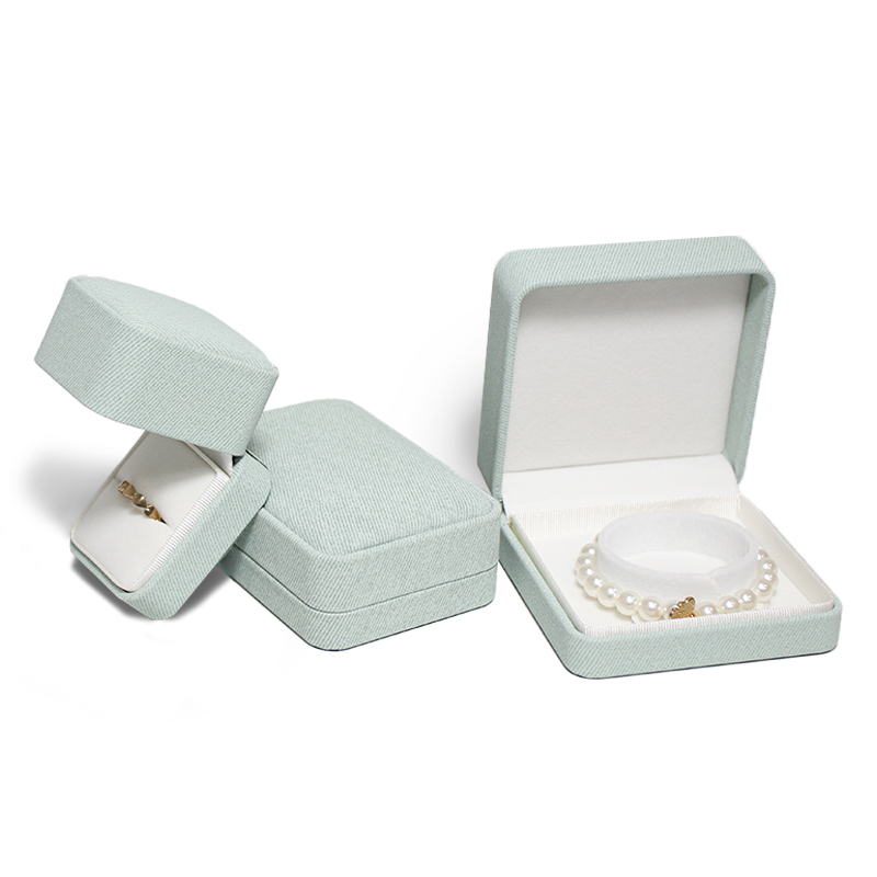Luxury Velvet Jewelry Box Customizable Gift Packaging for Bracelets Necklaces Earrings Rings Box