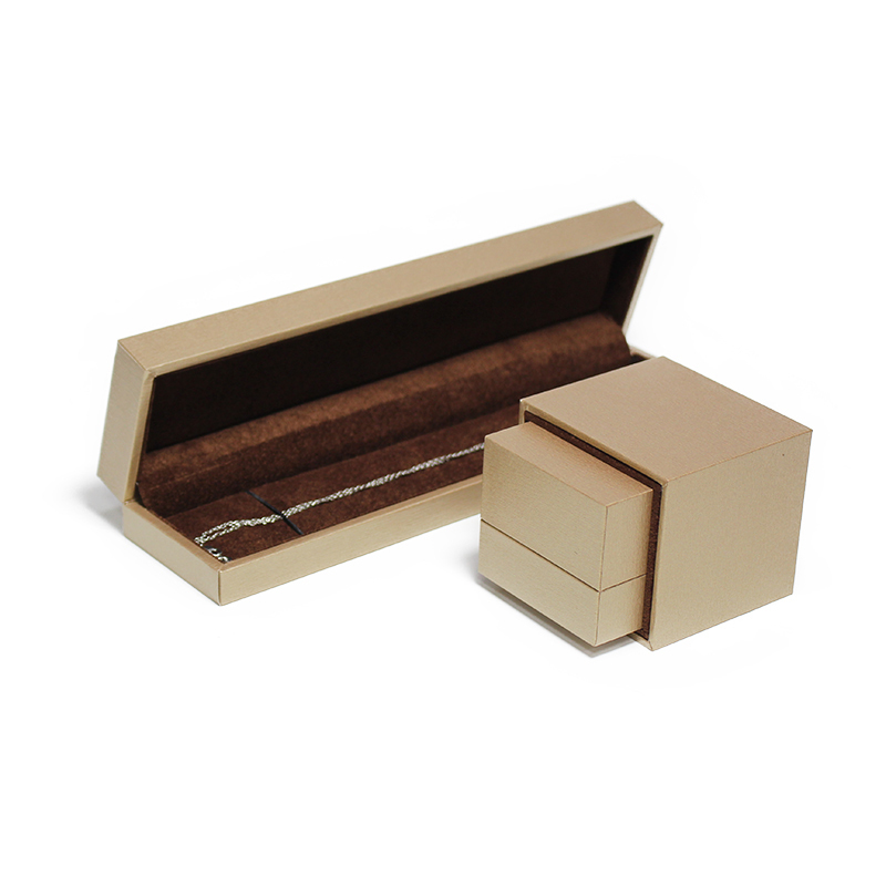 Luxury Leather Paper Jewelry Box Rectangle Shape for Necklace Ring Bracelet Packaging Set