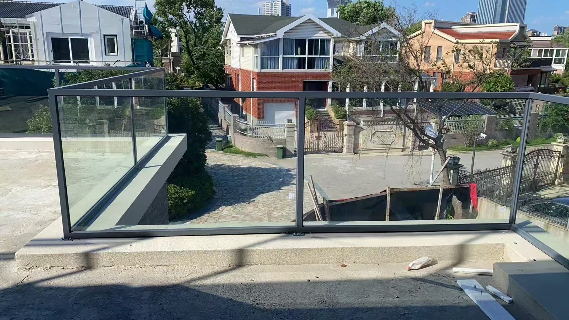 无框玻璃护栏厂家