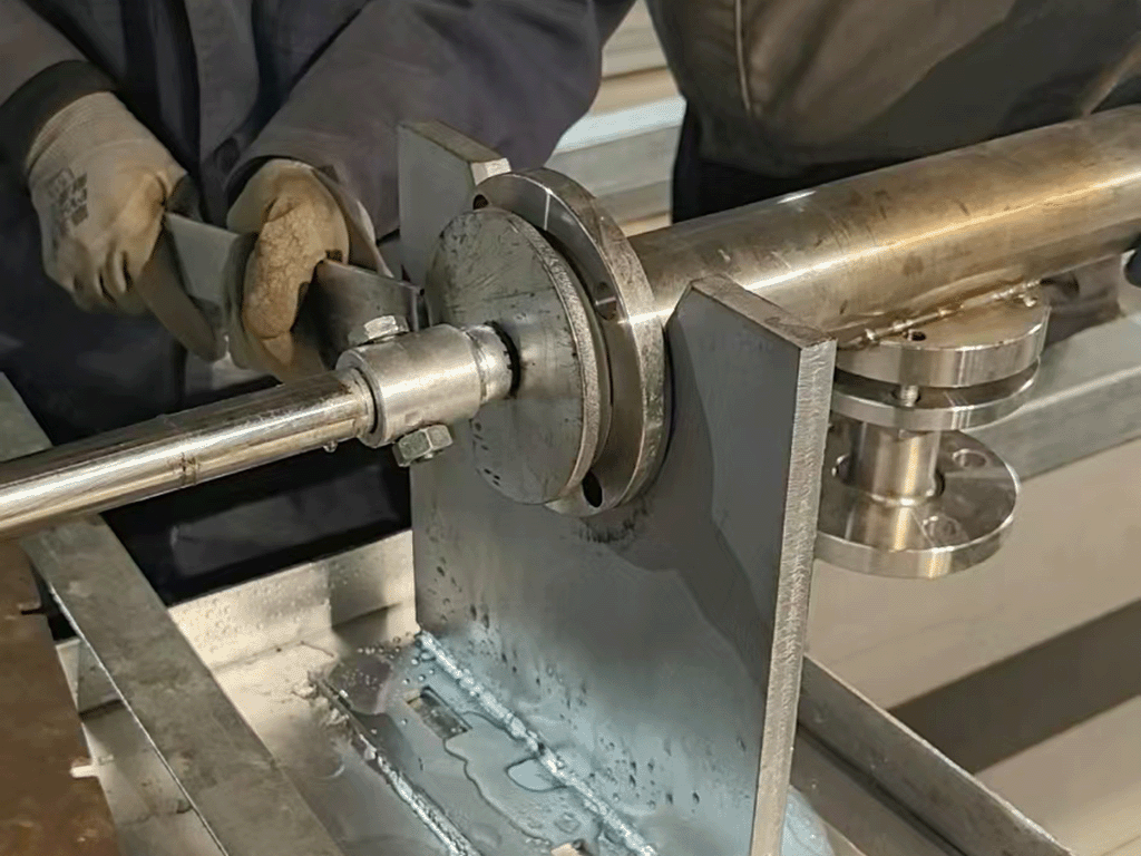 衬氟液位计拉管翻边一体机