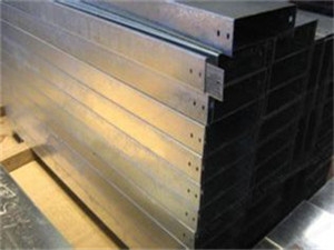 河北镀锌桥架厂家