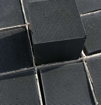 YH-GE蜂窝活性炭