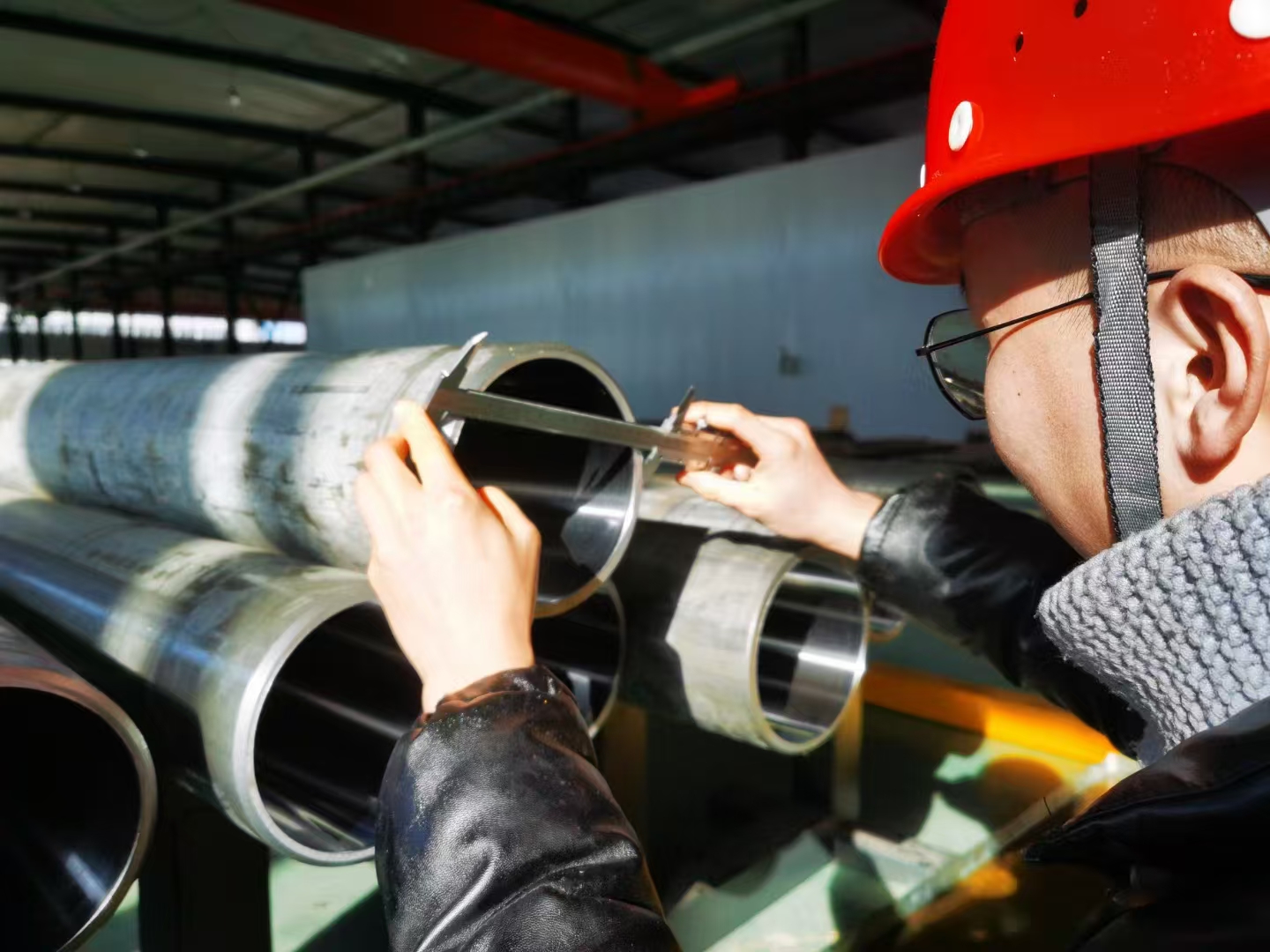 How Material Selection Determines the Lifespan of Heavy-Duty Hydraulic Cylinder