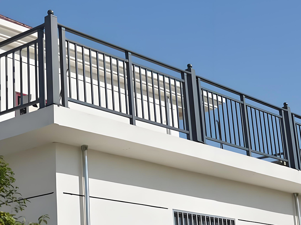 阳台栏杆