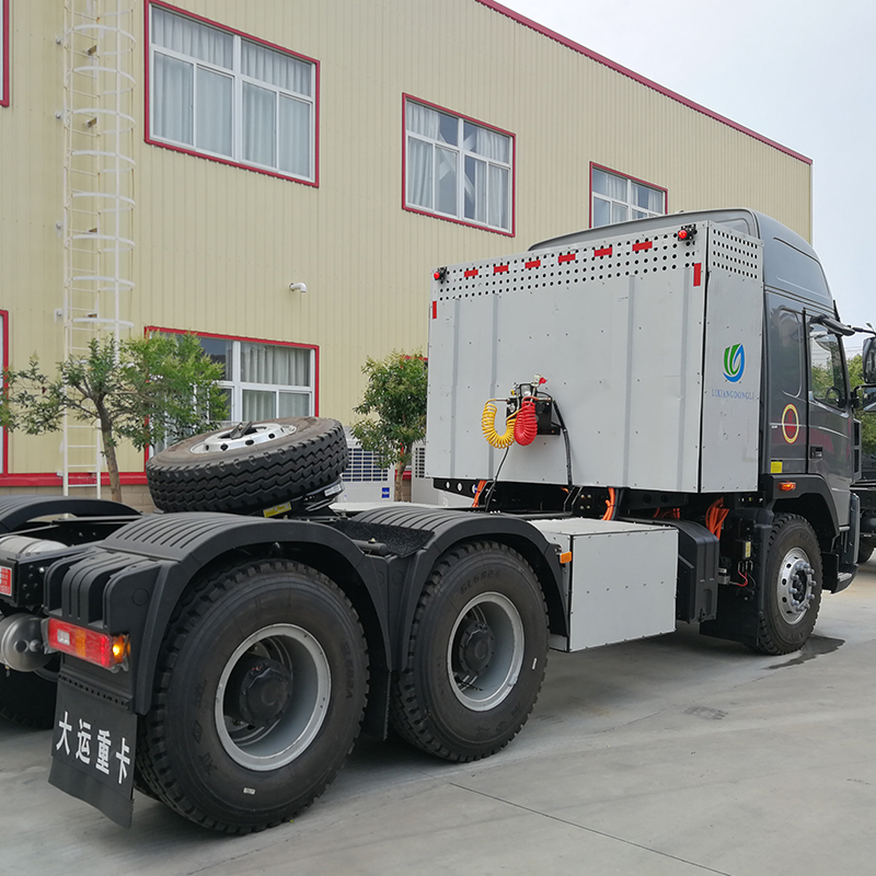 纯电动重卡运输车 大运汽车04