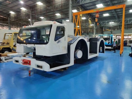 飞机牵引车高压锂电电源系统