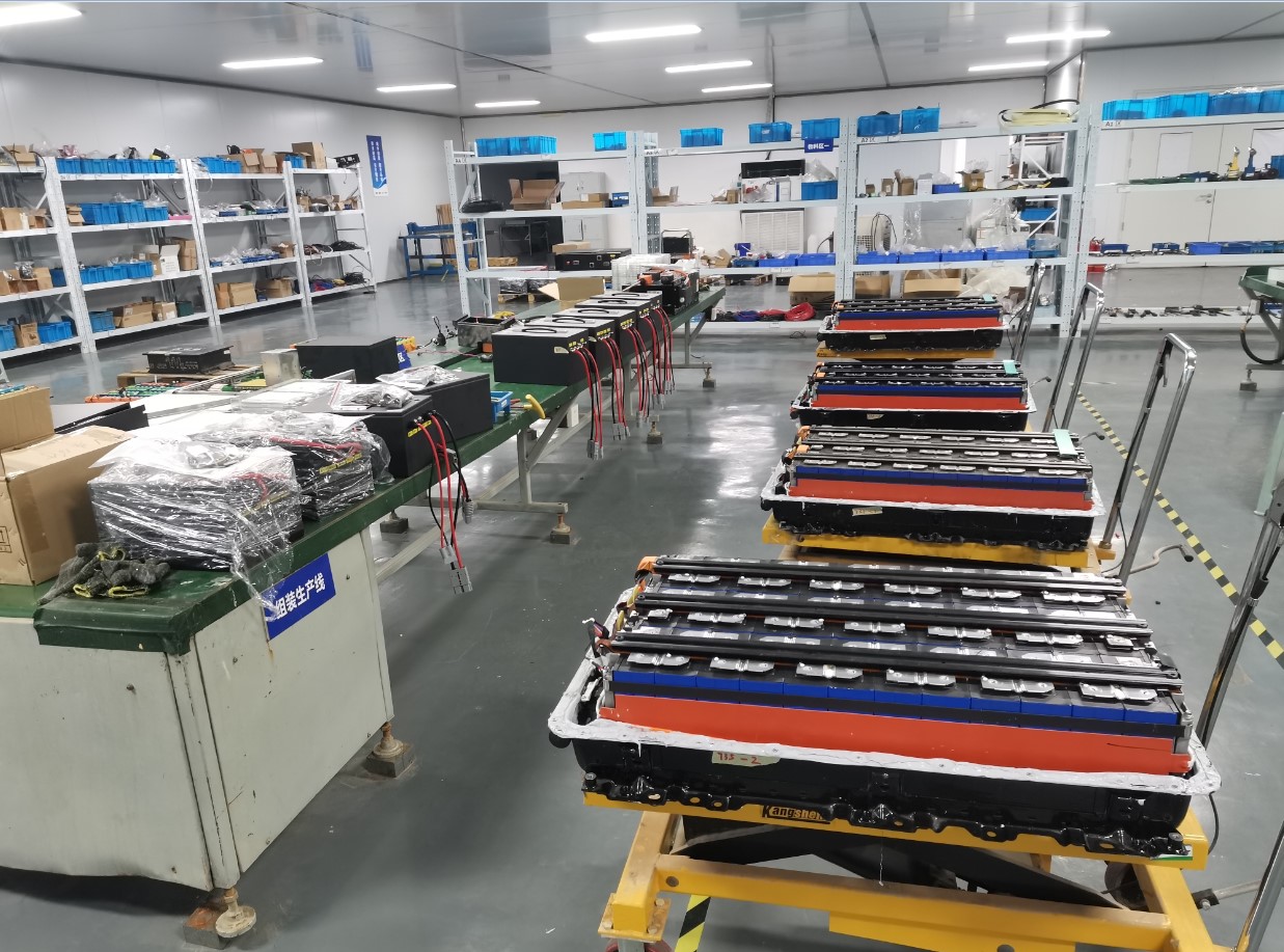 专业电动汽车电源系统维修基地03