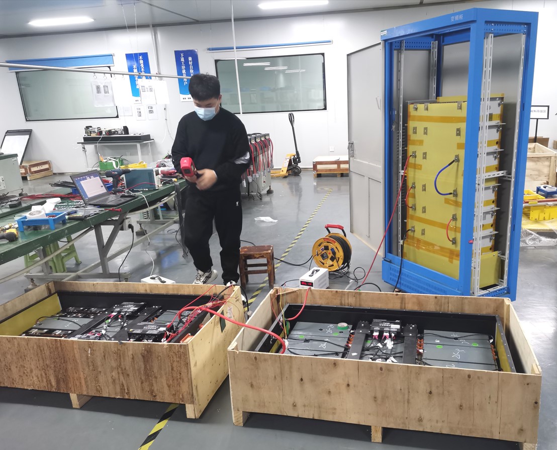 专业电动汽车电源系统维修基地02