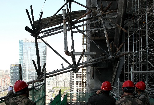 关于网架拆卸问题