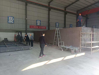 欢迎客户来我公司参观