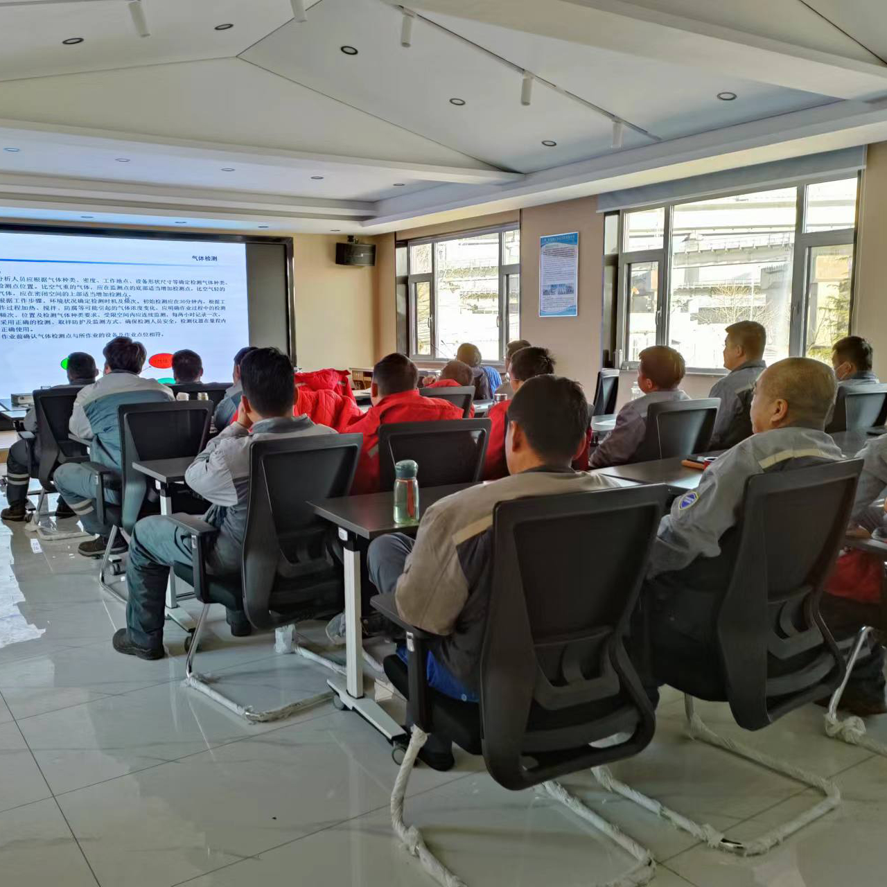 e40e49813b9cea10357d767f18149739