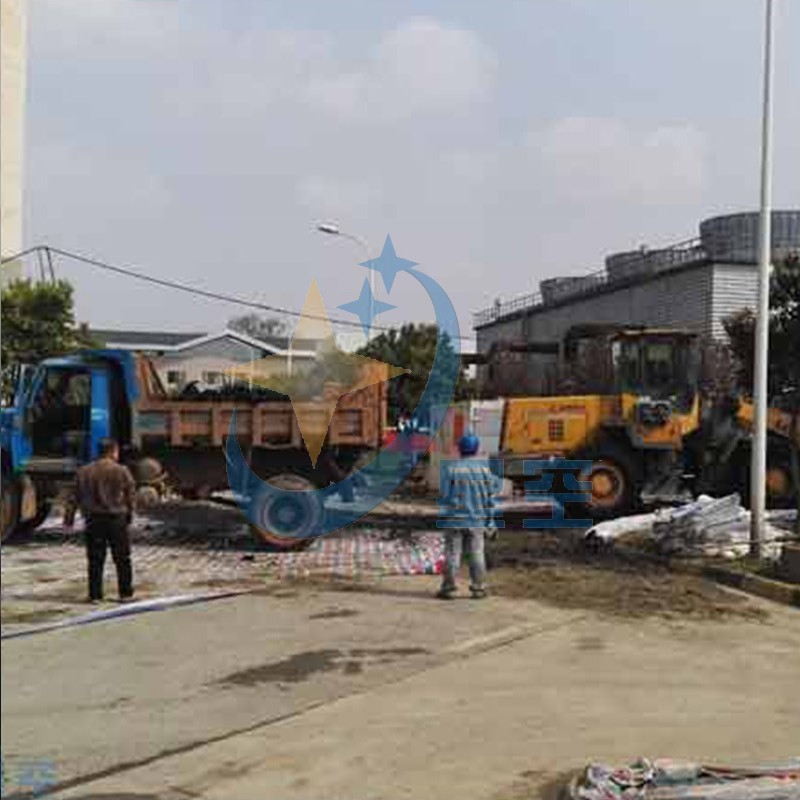 4faddae1f69e34f08a7503ba77427051