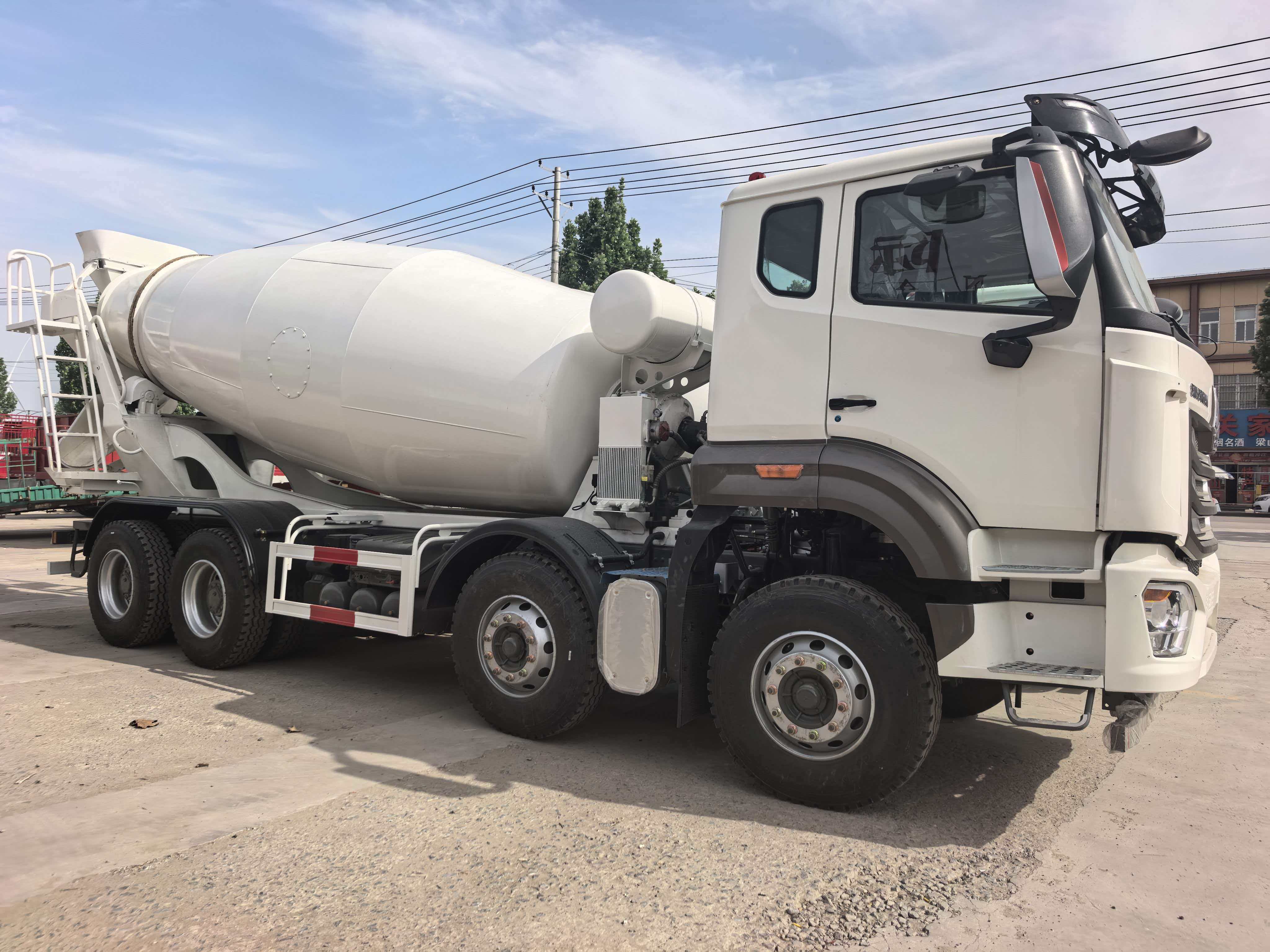 Howo NX mixer truck