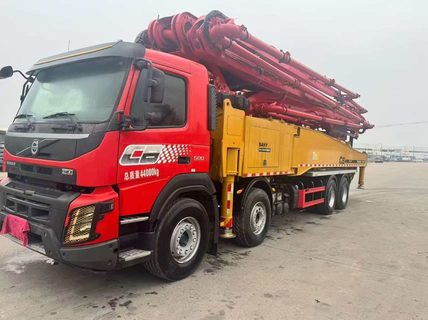 Volvo chassis, Sany superstructure, 56 meters