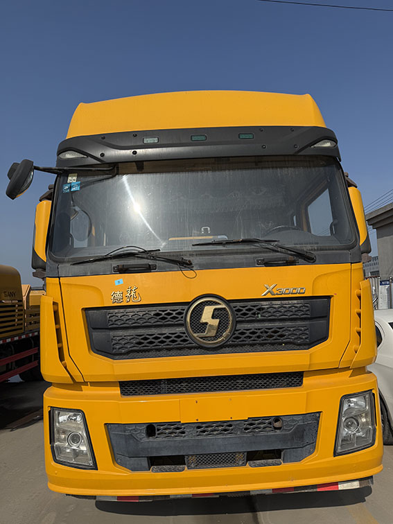 Delong x 3000 tractor unit