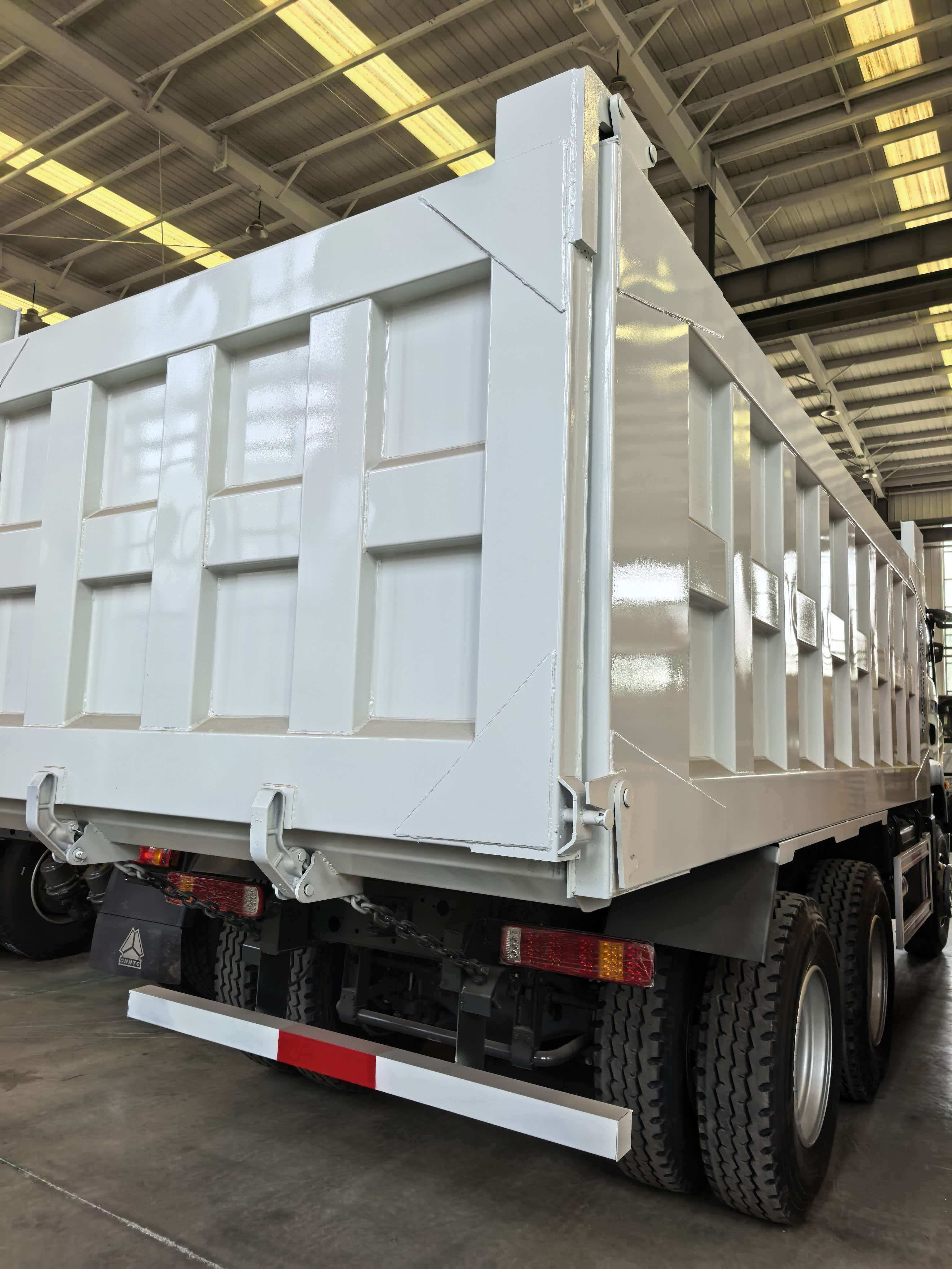 Howo TX dump truck