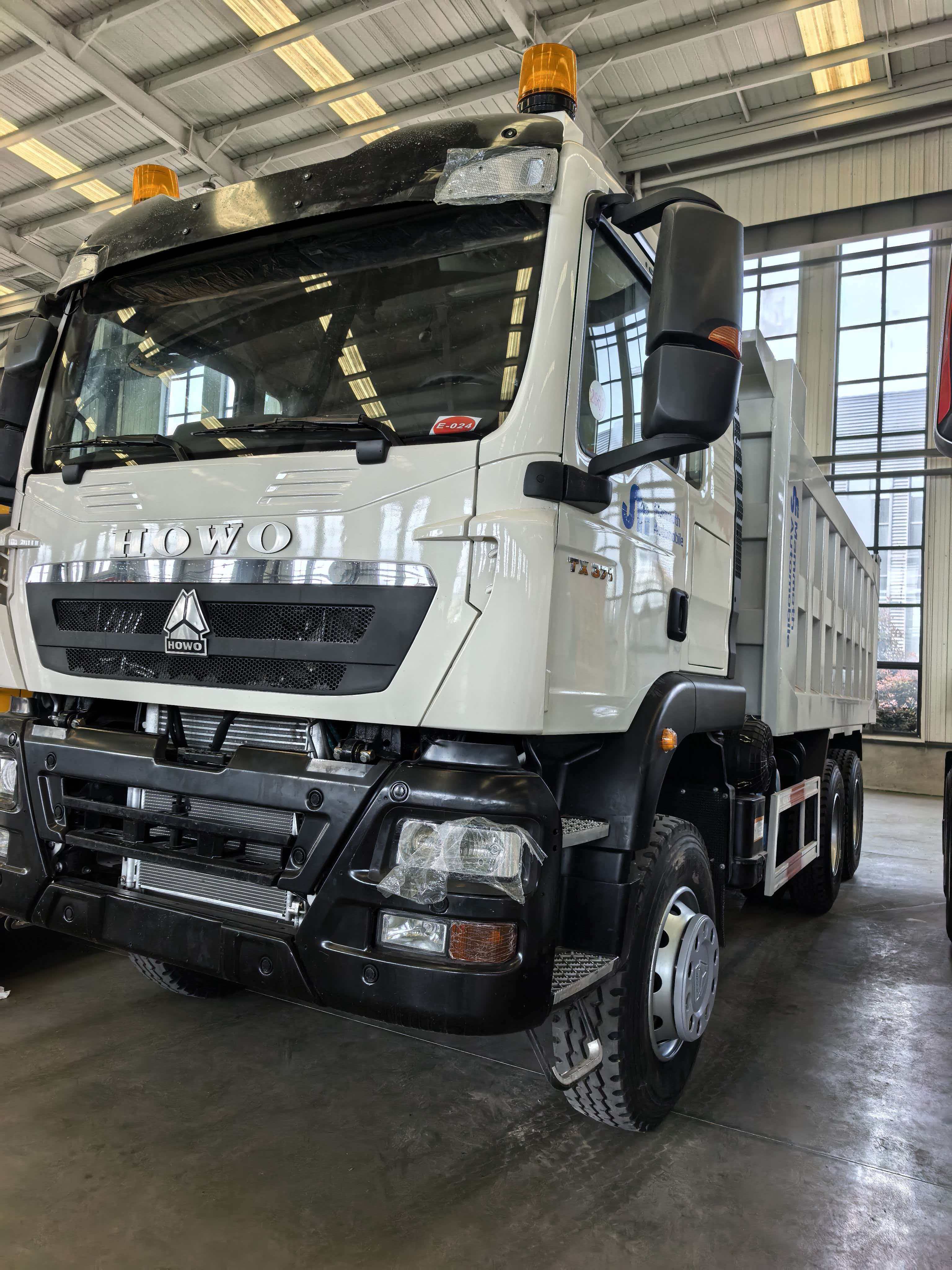 Howo TX dump truck