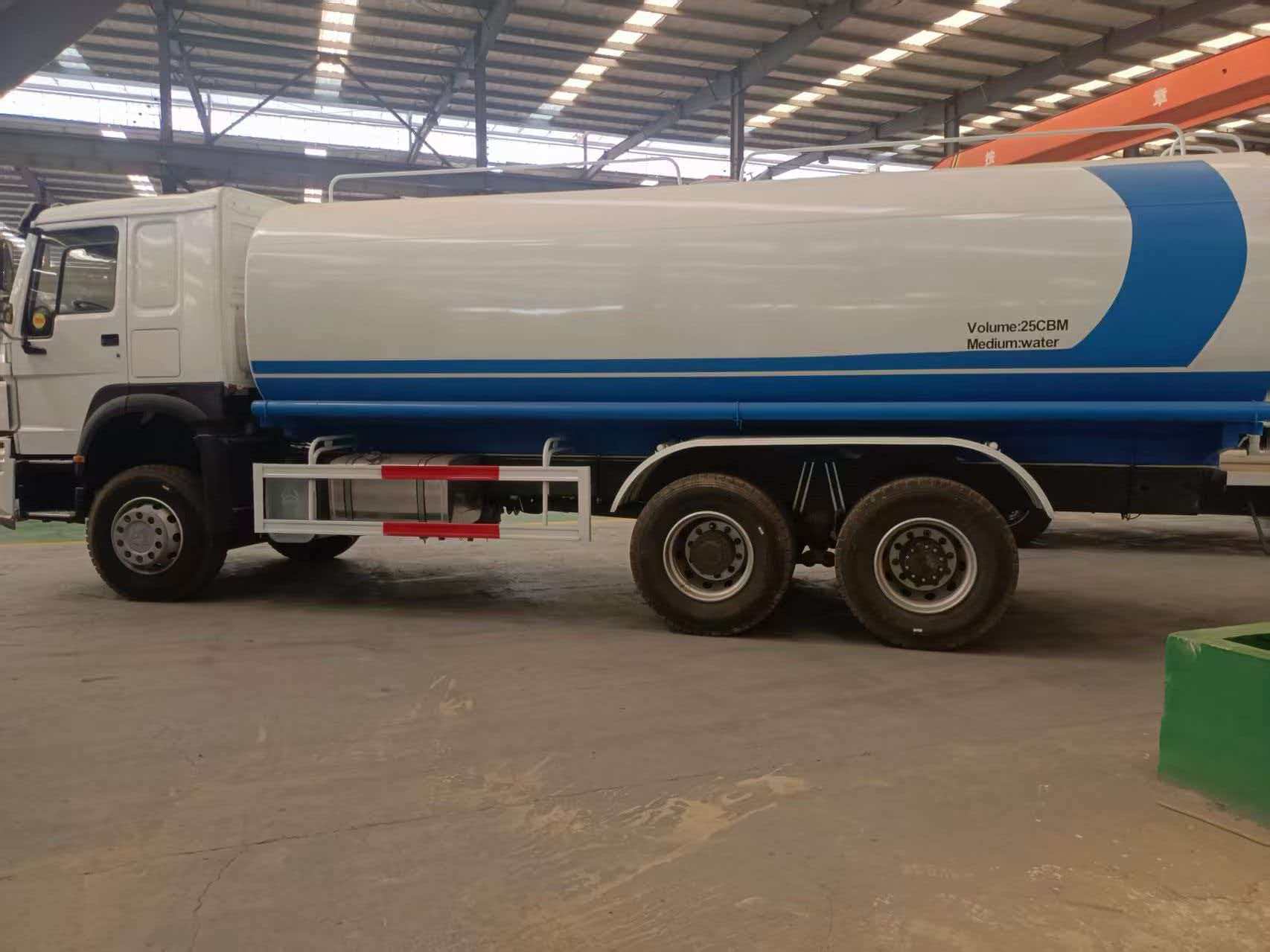 Howo 64 oil tanker