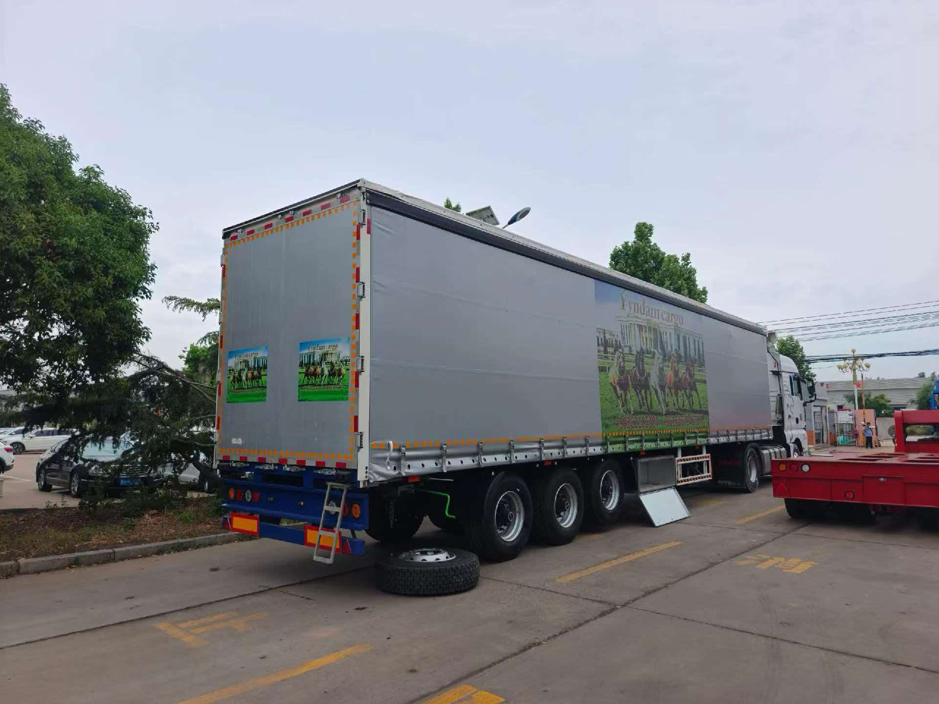 Curtain‑Sider Semi‑Trailer