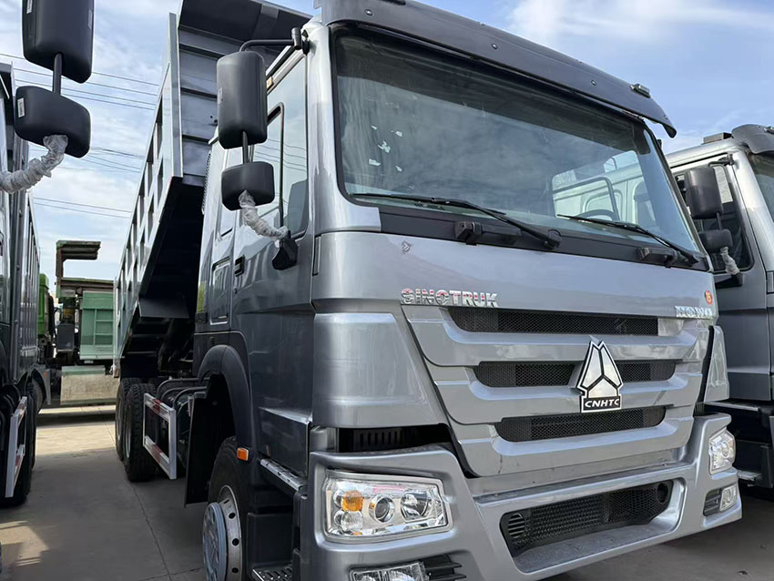 Howo 4x2 dump truck