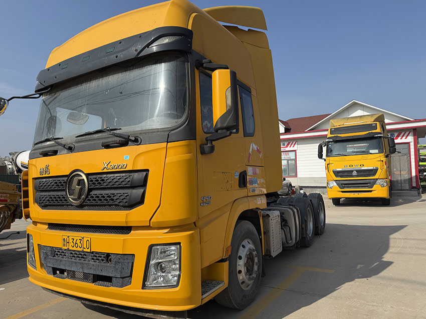 Delong x 3000 tractor unit