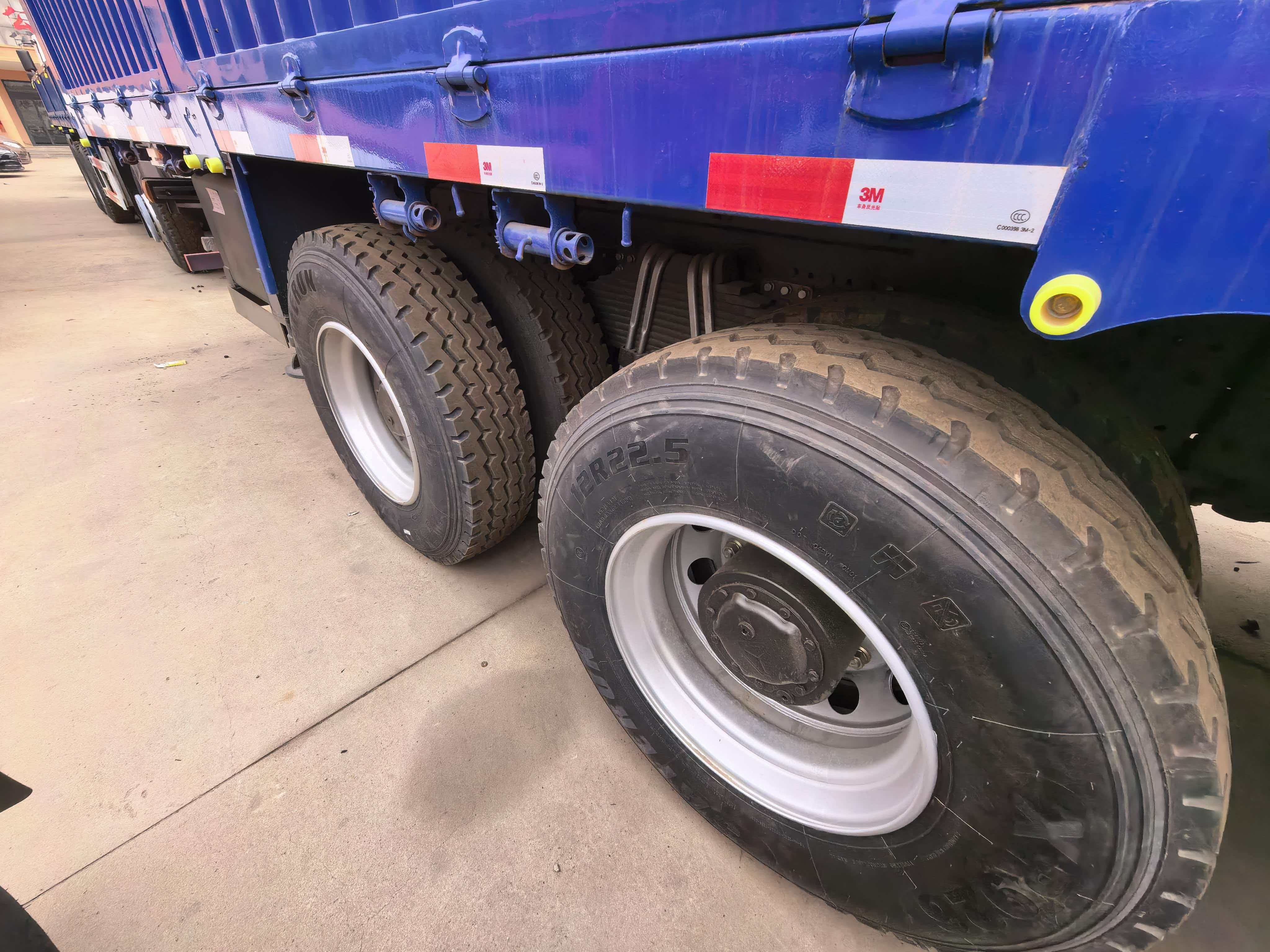 CYTS NX12-ton truck-mounted crane