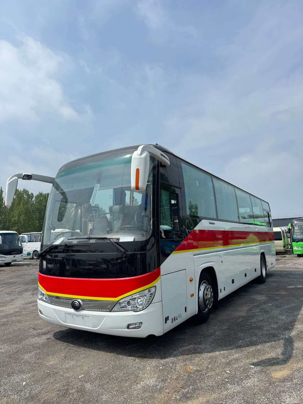 Yutong bus with 50 seats