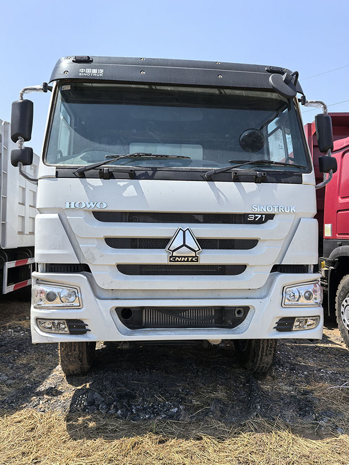 Howo 371 right-hand drive