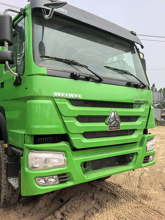 Howo lightweight dump truck