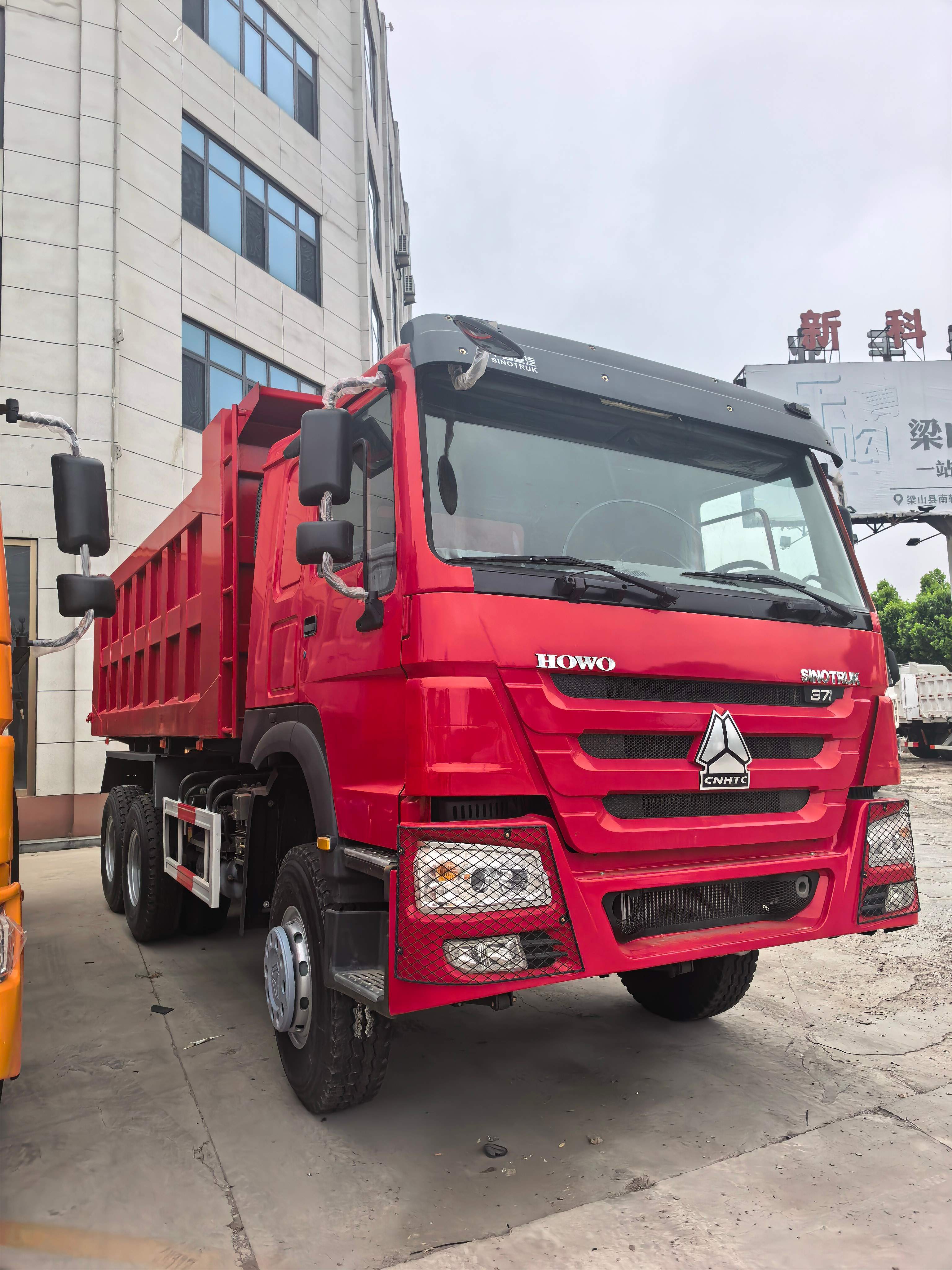 shacman 6x4 dump truck