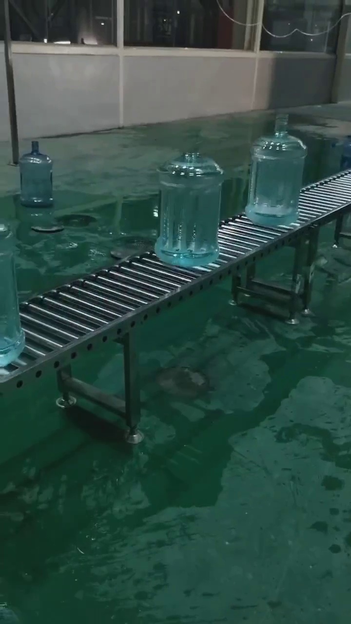 直线无动力传送带