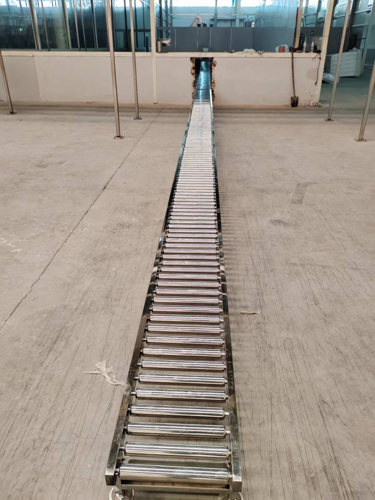 直线无动力传送带