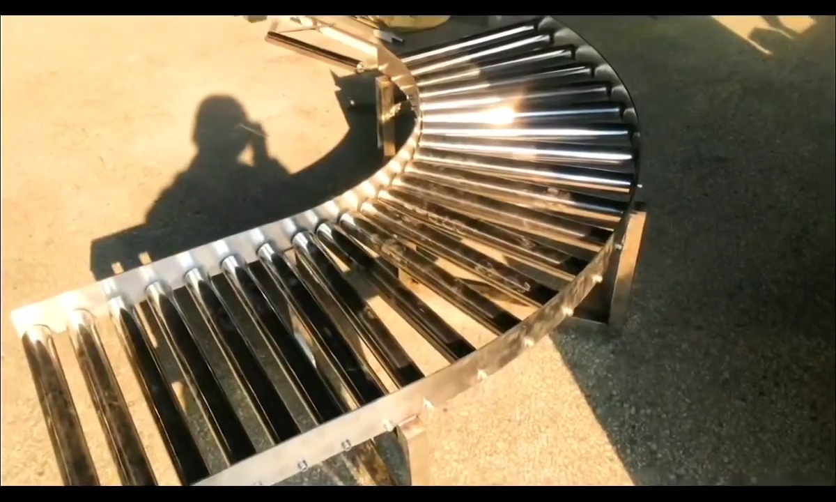 拐弯无动力传送带