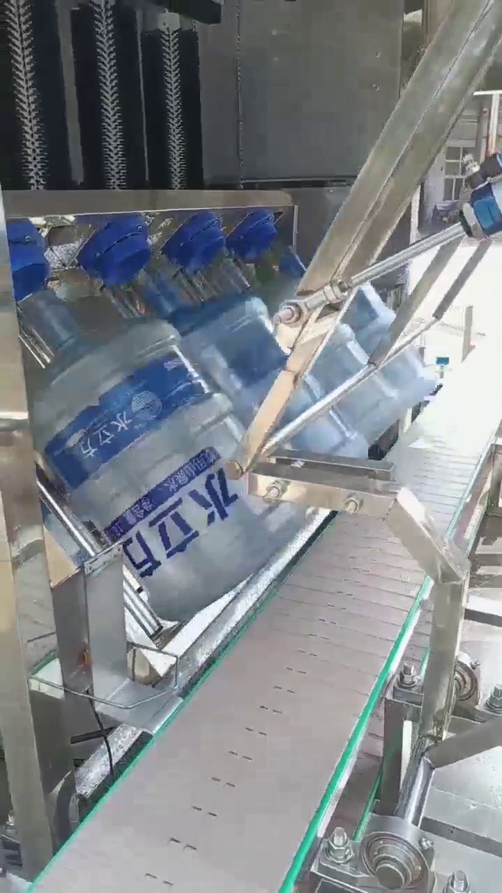 全自动四工位高压刷桶机