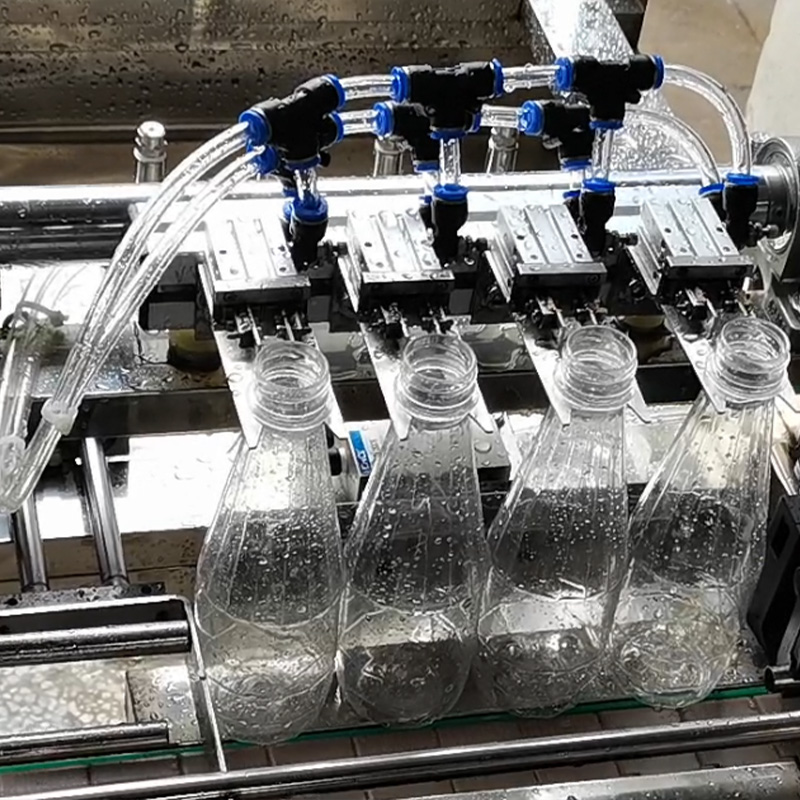 小瓶直线灌装机-12