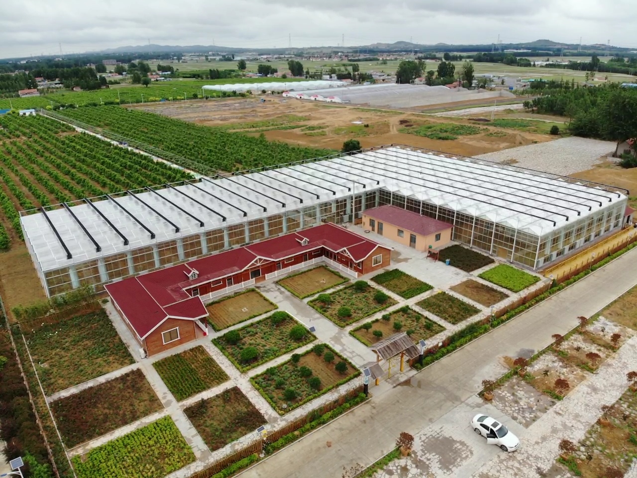 西藏定日高标准园区