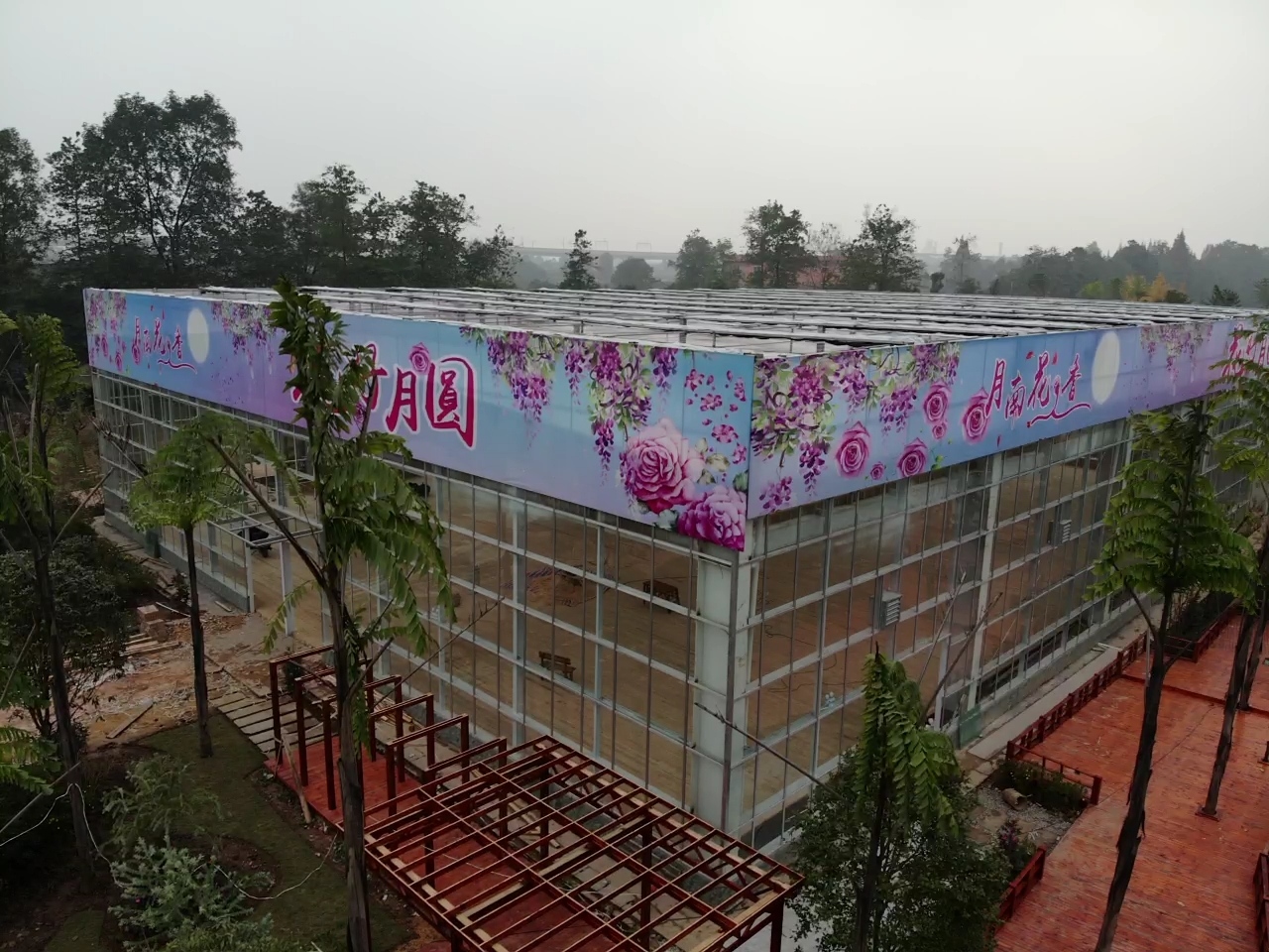 峨眉山花园钢结构项目