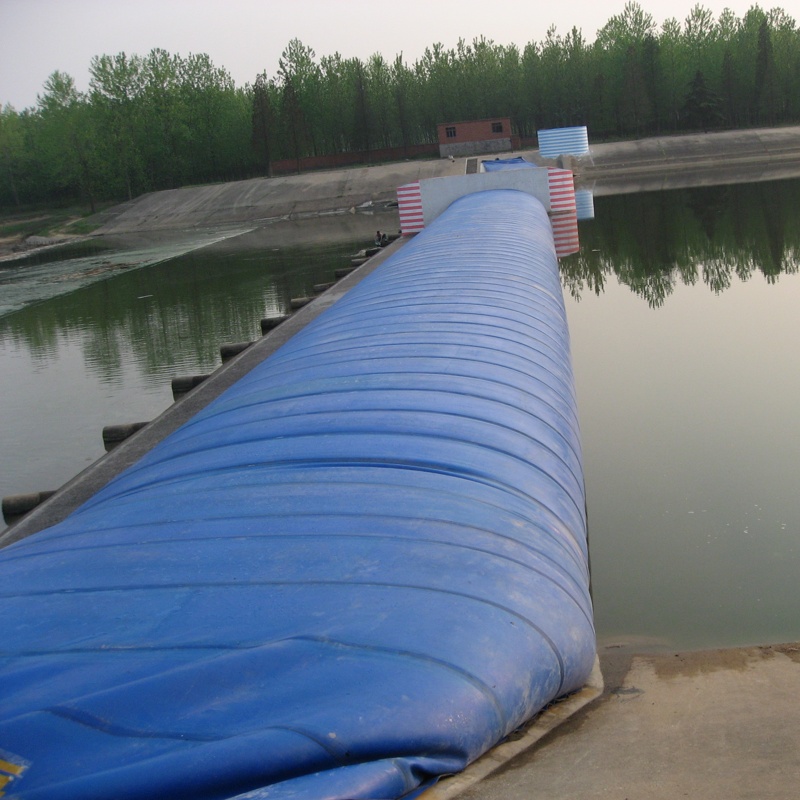 Pillow-Type Sloping Composite Dam